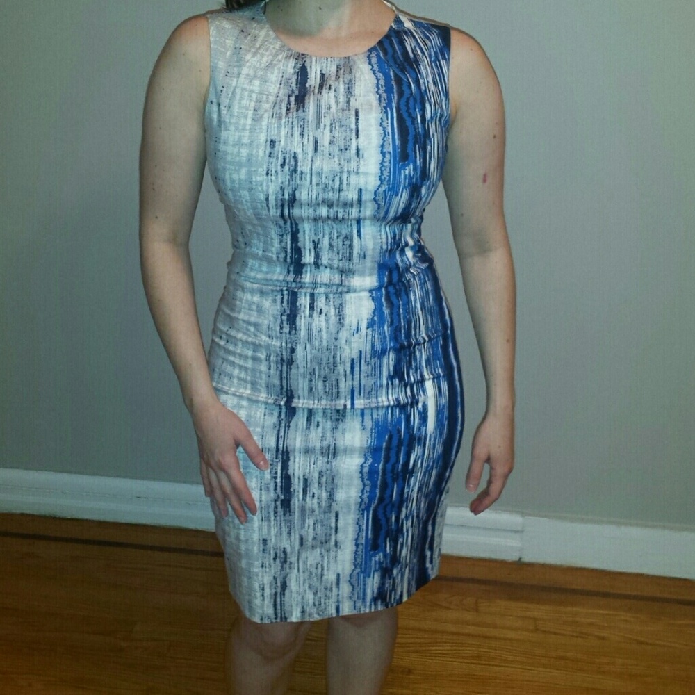 Tahari sleeveless sheath dress